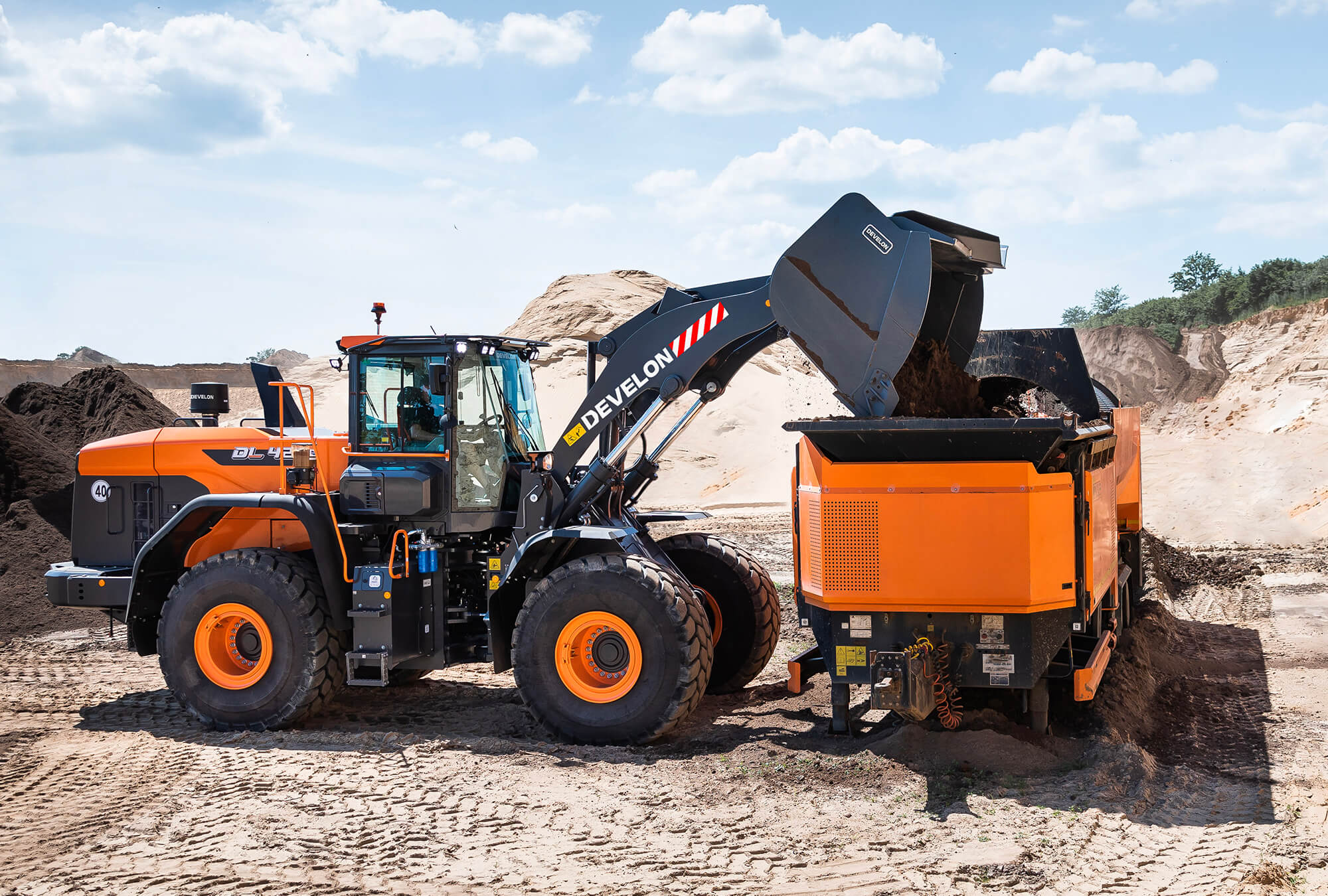 Cargadores Frontales DEVELON Imagen