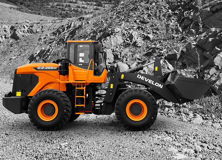 Cargadores Frontales DEVELON SD300H - Vista lateral