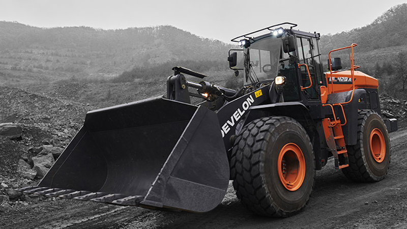 Cargadores Frontales DEVELON Cargador frontal DL200A-7M