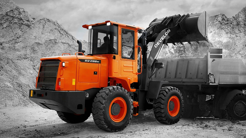 Cargadores Frontales DEVELON Cargador frontal SD200N