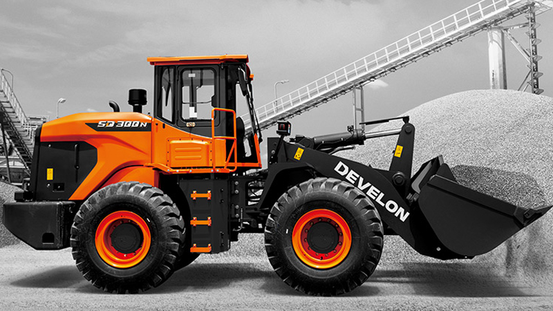 Cargadores Frontales DEVELON Cargador frontal SD300N