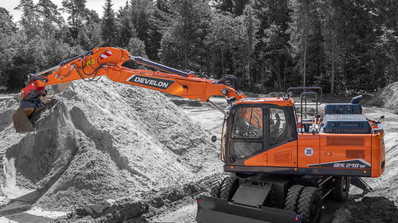 Excavadoras sobre Neumáticos DEVELON Excavadora DX210W-7