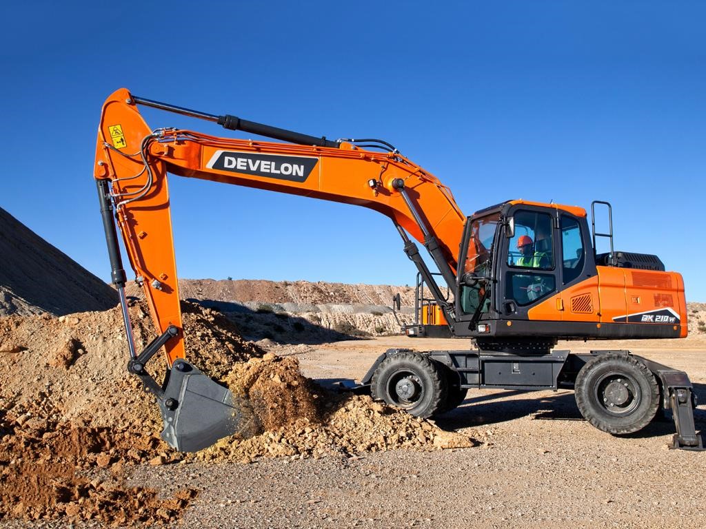 Excavadoras sobre Neumáticos DEVELON Imagen