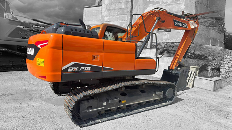Excavadoras sobre Orugas DEVELON Excavadora DX210-7M