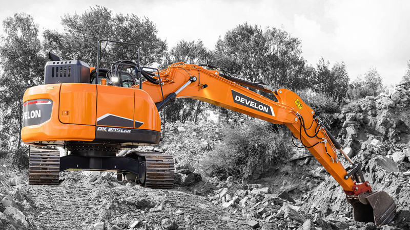 Excavadoras sobre Orugas DEVELON Excavadora DX235LCR