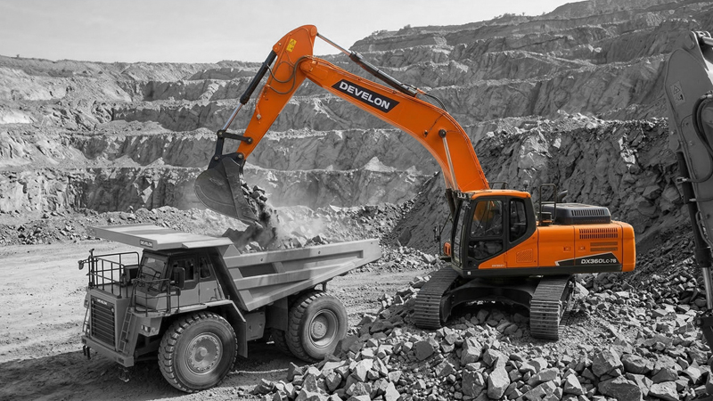 Excavadoras sobre Orugas DEVELON Excavadora DX360LC-7B