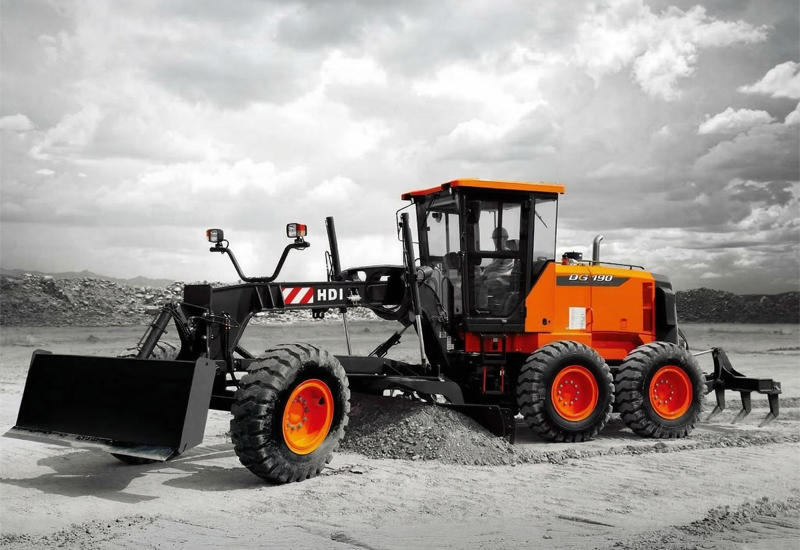 Motoniveladoras DEVELON Motoniveladora DG190