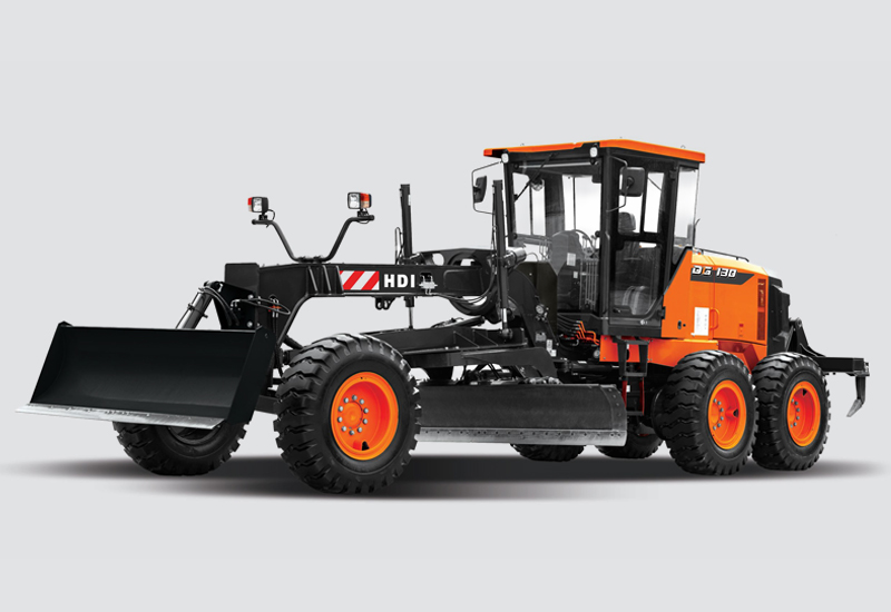 Motoniveladoras DEVELON Motoniveladora DG130