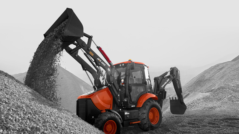 Retroexcavadoras DEVELON Retroexcavadora DB100