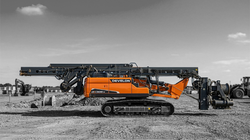 Aplicaciones Especiales DEVELON DR305 H