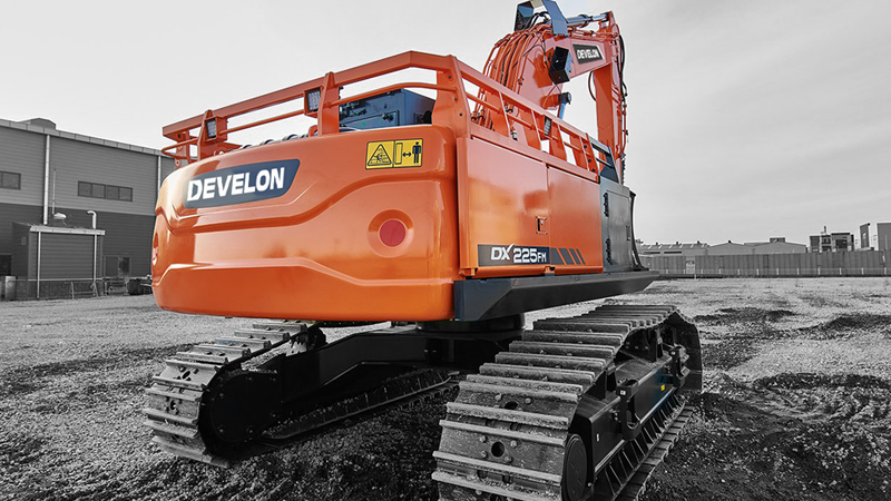 Aplicaciones Especiales DEVELON Máquina Forestal DX225 FM