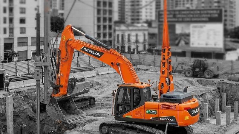 Aplicaciones Especiales DEVELON Excavadora eléctrica DX300-E