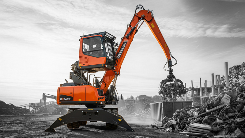 Aplicaciones Especiales DEVELON Manipulador de Materiales DX340W MH